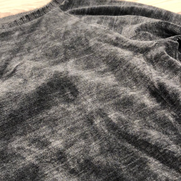 Loft velour sweatshirt, medium - Picture 3 of 3